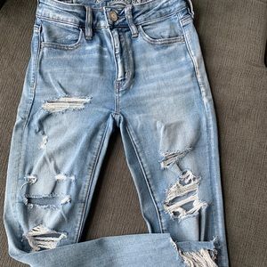 American eagle ripped skinny jeans